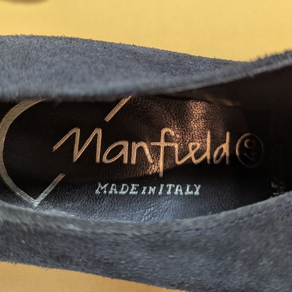 Women's Suede Heels - Charcol and Red Bundle! - Picture 7 of 8